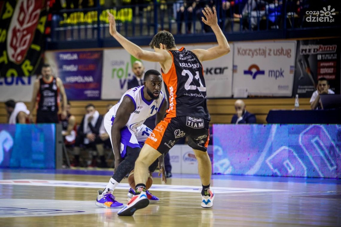 HydroTruck uległ w Bydgoszczy, bo pozwolił się rozpędzić Astorii HydroTruck uległ w Bydgoszczy, bo pozwolił się rozpędzić Astorii