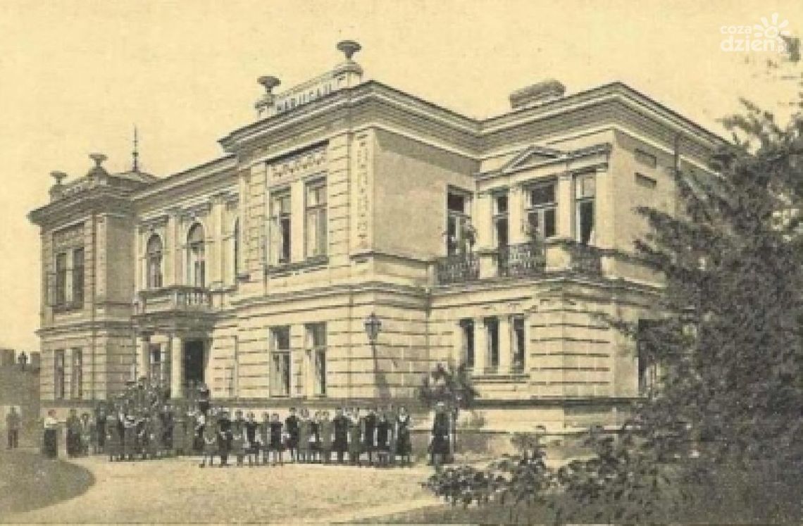 III LO im. Dionizego Czachowskiego