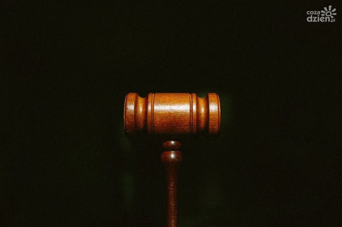 Ile kosztuje wynajęcie adwokata w sprawie karnej?