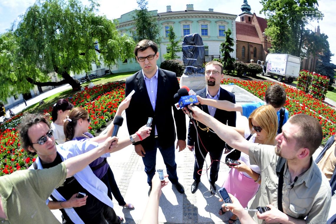 Ile miasto dołoży do budowy pomnika pary prezydenckiej? Ile miasto dołoży do budowy pomnika pary prezydenckiej?