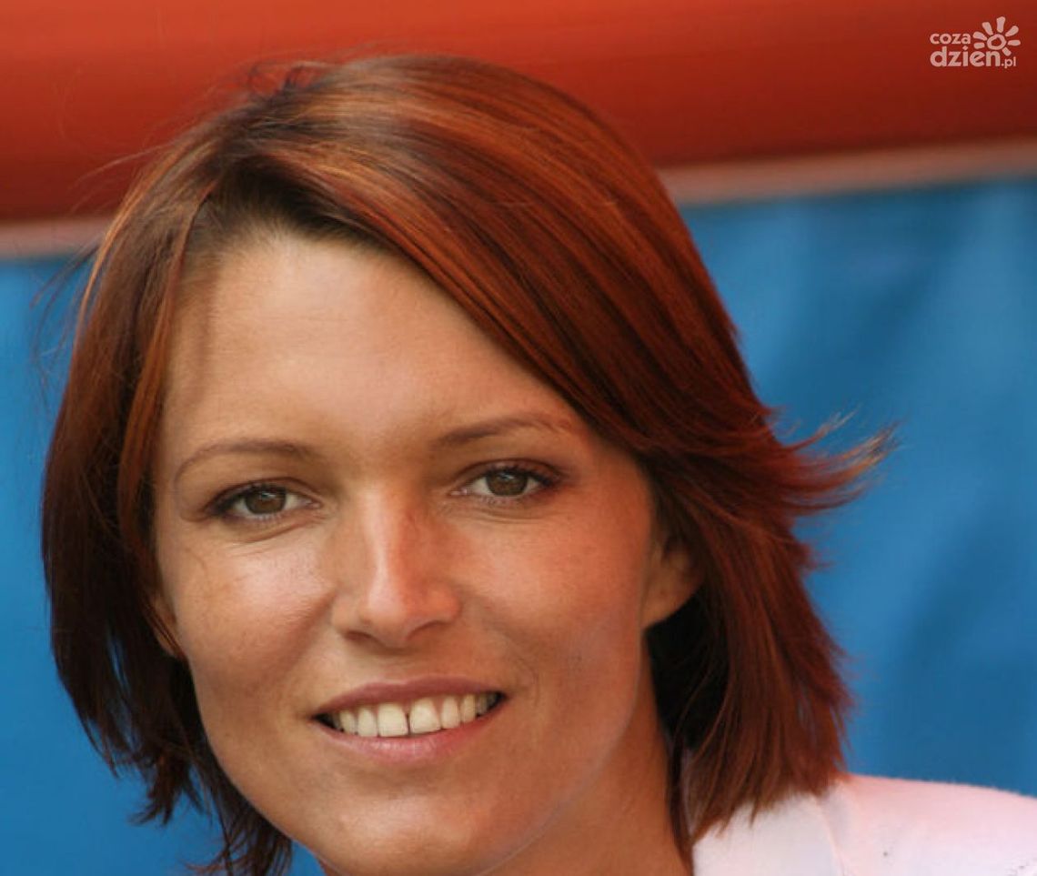 Ilona Felicjańska zarobi z litości?