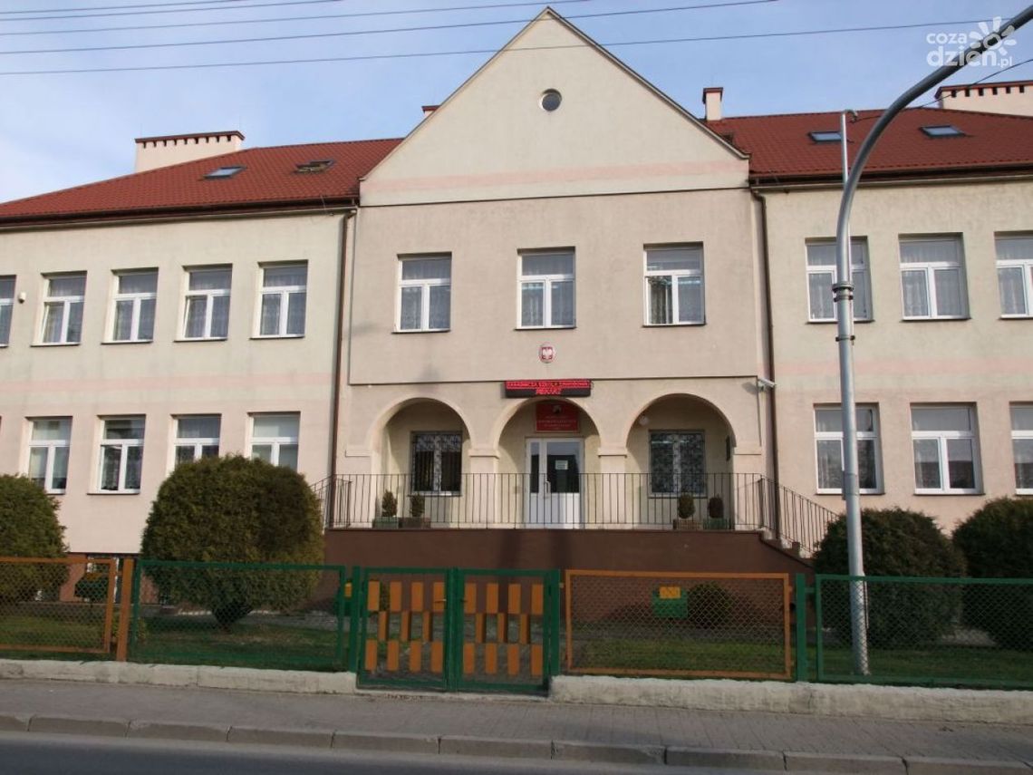 IŁŻA. Będzie boisko przy Zespole Szkół Ponadgimnazjalnych IŁŻA. Będzie boisko przy Zespole Szkół Ponadgimnazjalnych