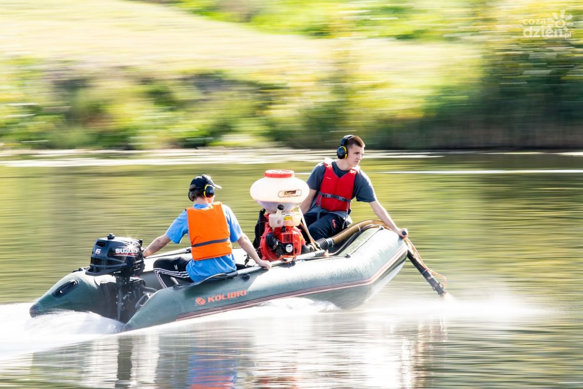 Iłża. Kolejny etap prac związanych z oczyszczaniem zbiornika