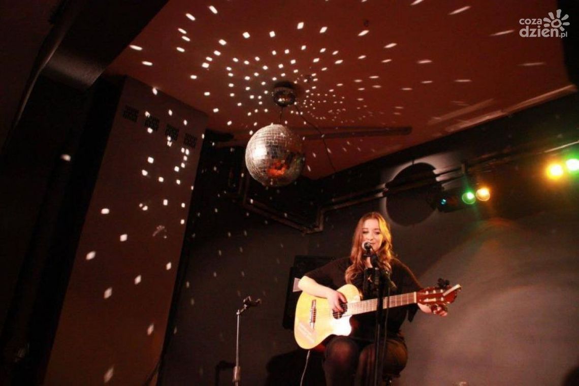 Inauguracja "Pod 13" i koncert Rosalie Chatwin