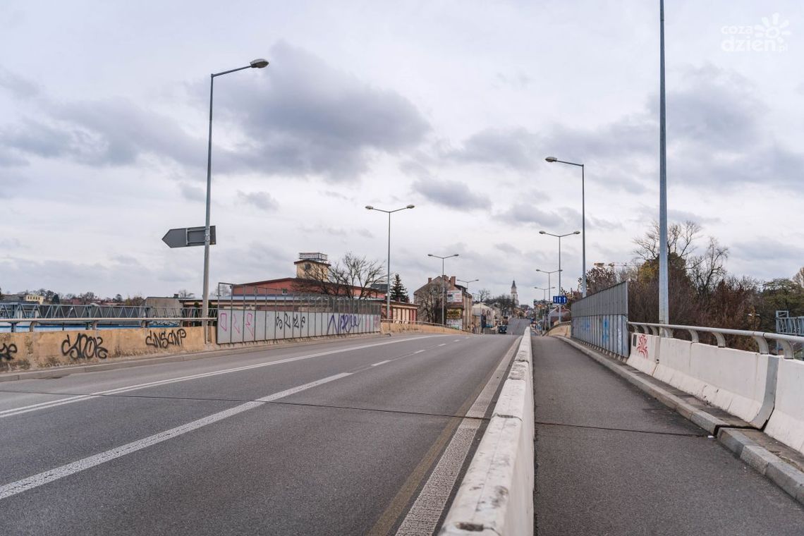 Informacja. Wiadukt na Słowackiego już otwarty Informacja. Wiadukt na Słowackiego już otwarty