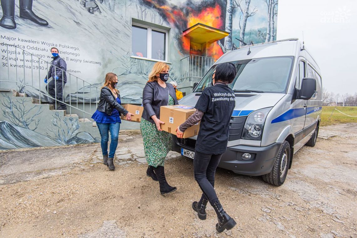 Informacje. Bohaterowie obdarowani Informacje. Bohaterowie obdarowani