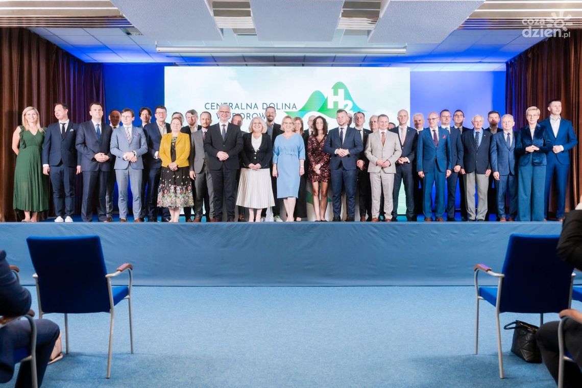 Informacje. Czas na wodór