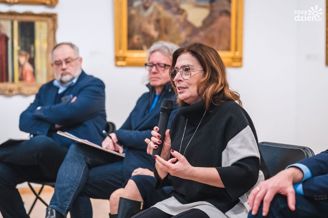 Informacje. Jaka recepta na kryzys w kulturze? Informacje. Jaka recepta na kryzys w kulturze?