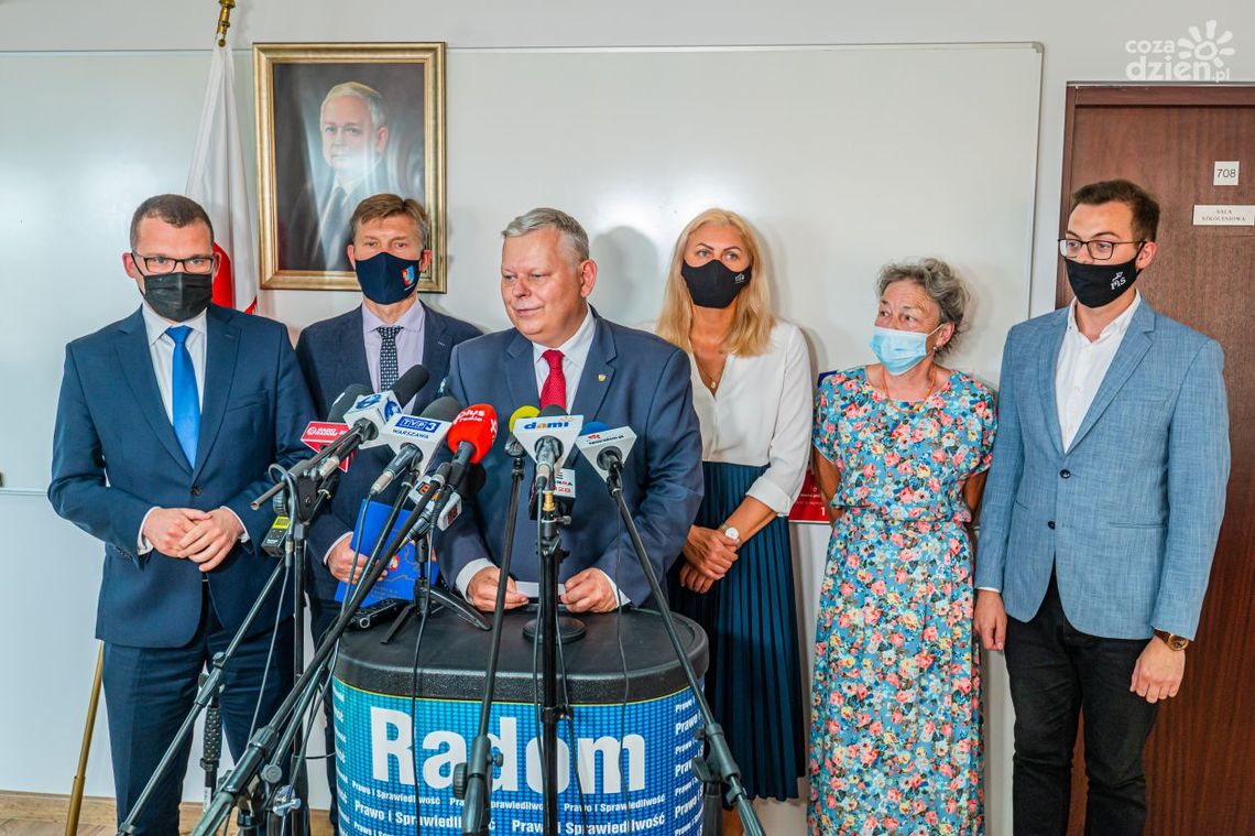 Informacje. Jedlnia-Letnisko miastem