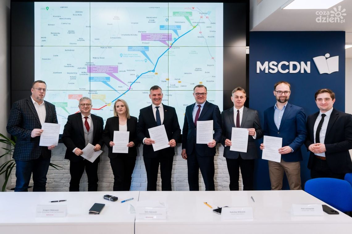 Informacje. Jest porozumienie ws. DW 737 Informacje. Jest porozumienie ws. DW 737