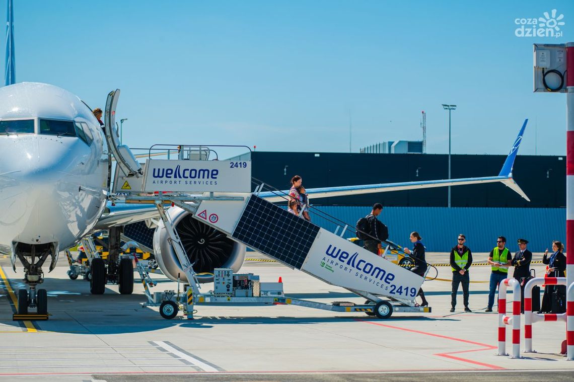Informacje. Liczba pasażerów na radomskim lotnisku spada Informacje. Liczba pasażerów na radomskim lotnisku spada