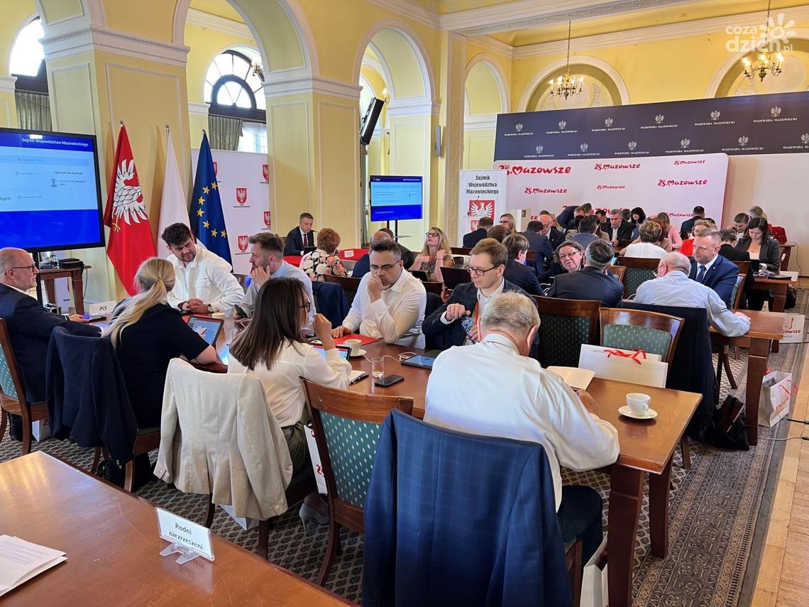 Informacje. Marszałek nie został wybrany Informacje. Marszałek nie został wybrany