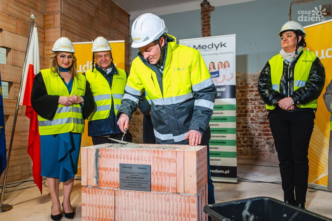 Informacje. Medyk rośnie Informacje. Medyk rośnie