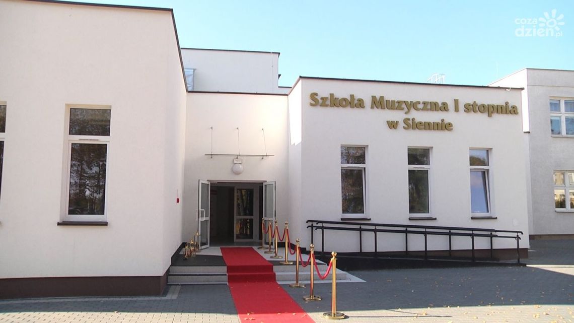 Informacje. Nowa siedziba szkoły muzycznej w Siennie