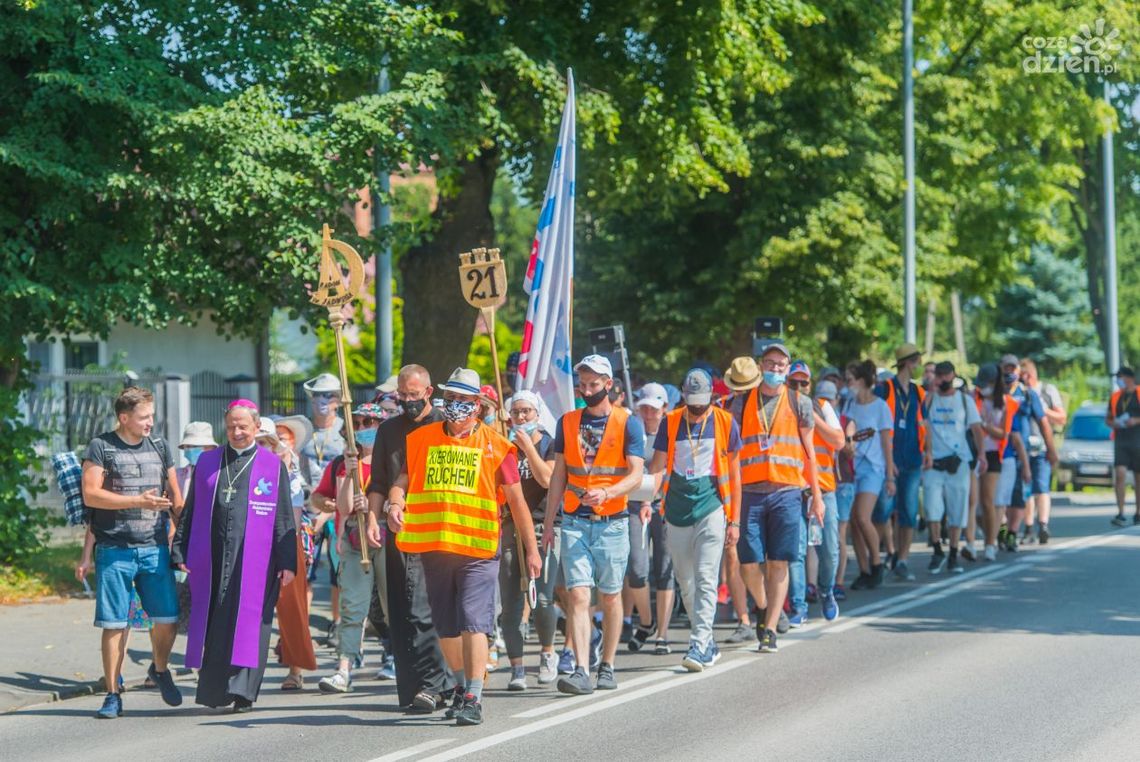 Informacje. Pielgrzymka z ograniczeniami 
