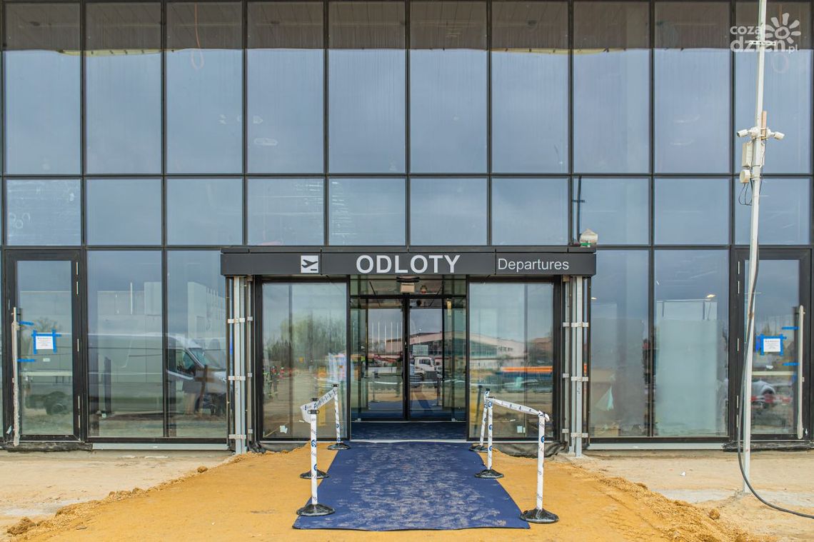 Informacje. Pierwsze loty wiosną przyszłego roku