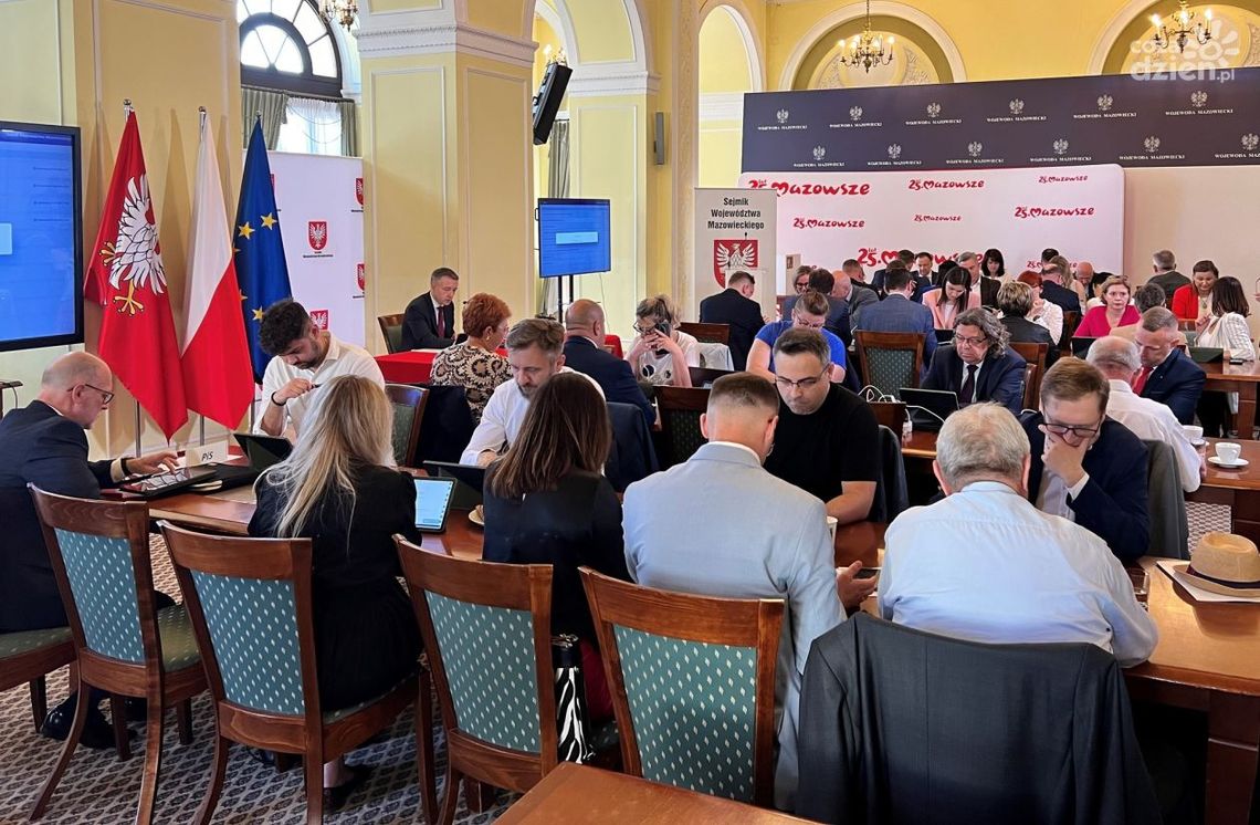 Informacje. Radni nie wybrali marszałka