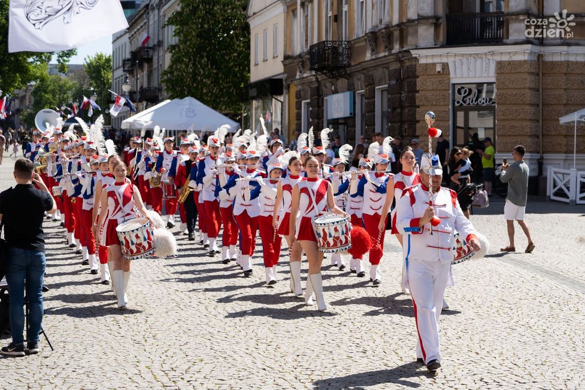 Informacje. Radomianie świętowali rocznicę wejścia do Unii Europejskiej Informacje. Radomianie świętowali rocznicę wejścia do Unii Europejskiej