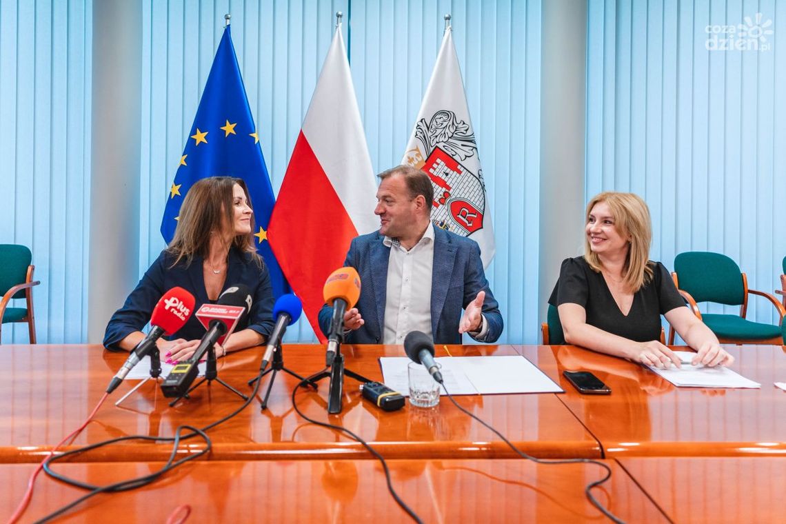 Informacje. Uczniowie poznali wyniki rekrutacji do szkół ponadpodstawowych Informacje. Uczniowie poznali wyniki rekrutacji do szkół ponadpodstawowych