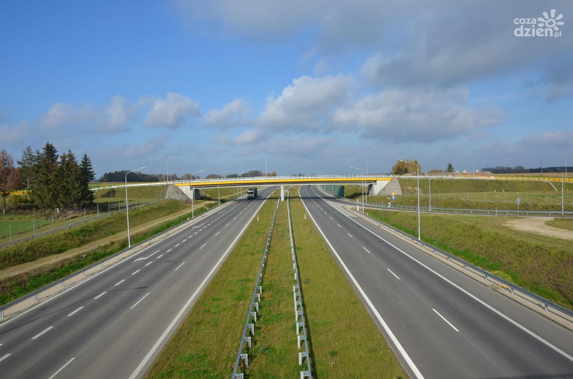 Informacje. Umowa na ważny odcinek S12 Informacje. Umowa na ważny odcinek S12