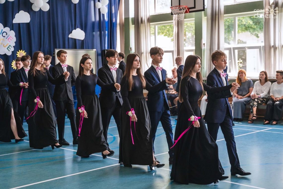 Informacje. Zakończenie roku szkolnego Informacje. Zakończenie roku szkolnego