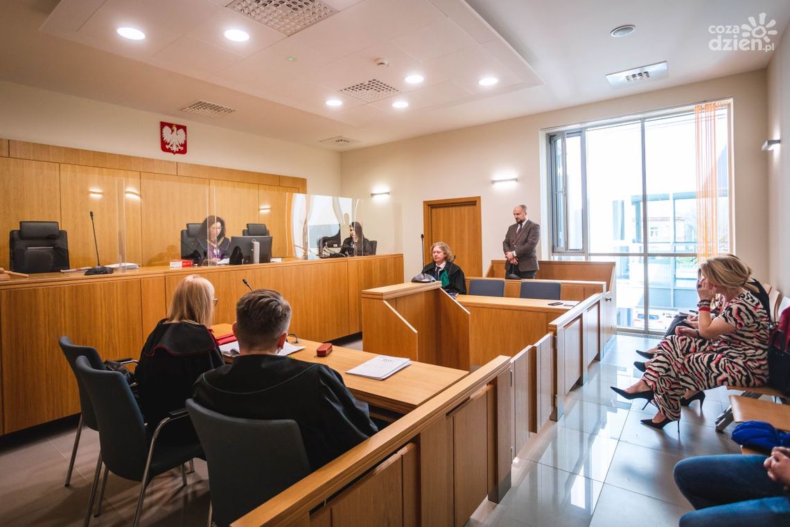 Informacje. Zapadł wyrok ws. potrącenia nastolatek 