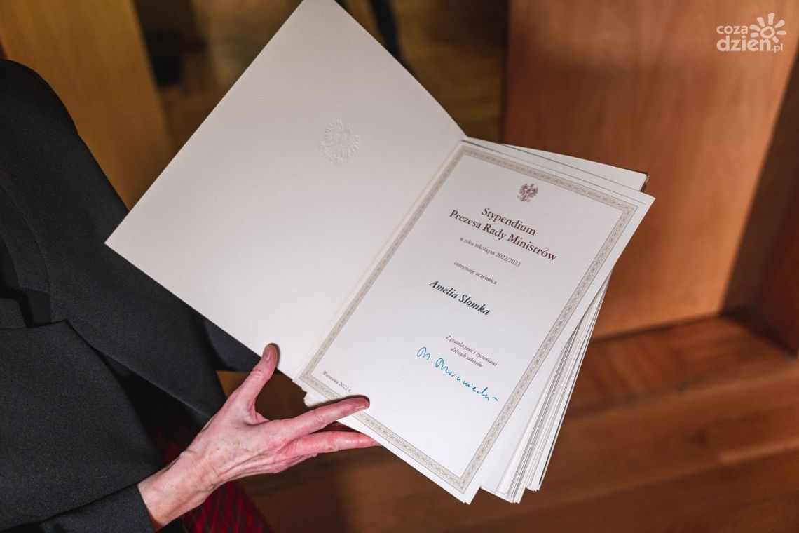 Informacje. Zostały rozdane stypendia prezesa rady ministrów Informacje. Zostały rozdane stypendia prezesa rady ministrów