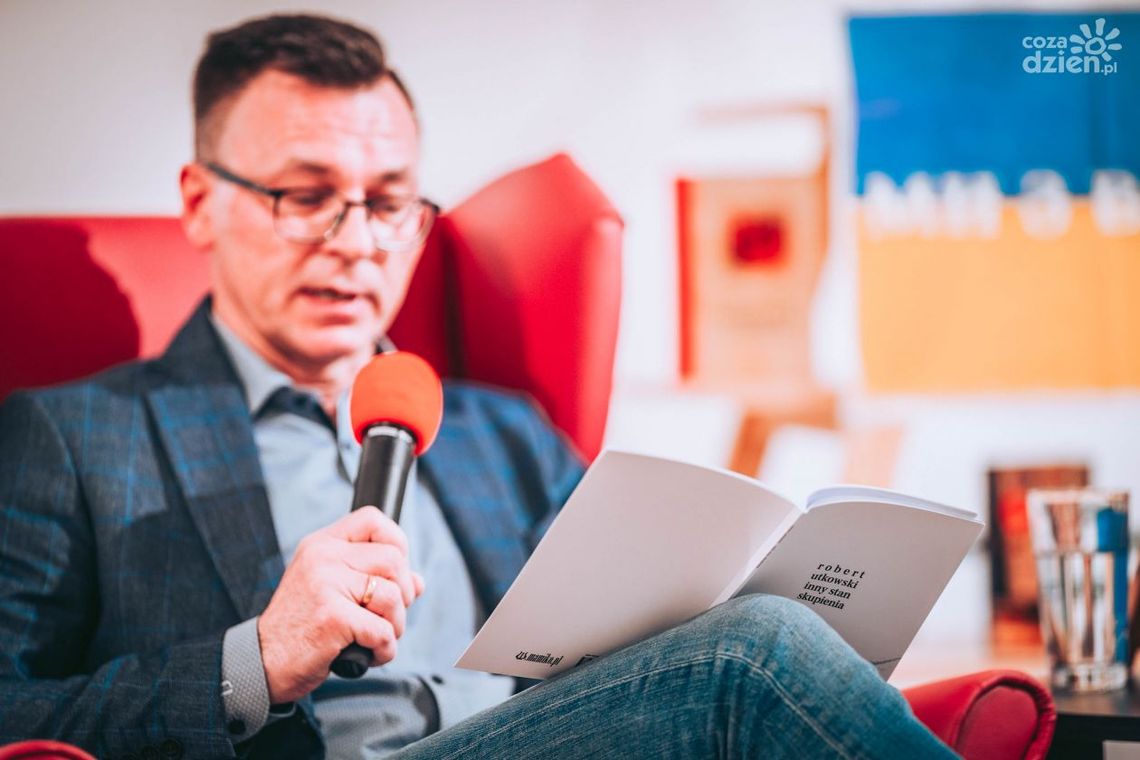 "Inny stan skupienia" w bibliotece 