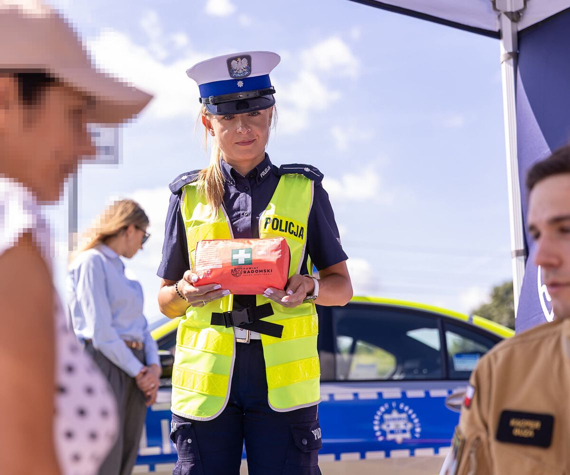 Instruktaż pierwszej pomocy zaraz po przekroczeniu prędkości Instruktaż pierwszej pomocy zaraz po przekroczeniu prędkości