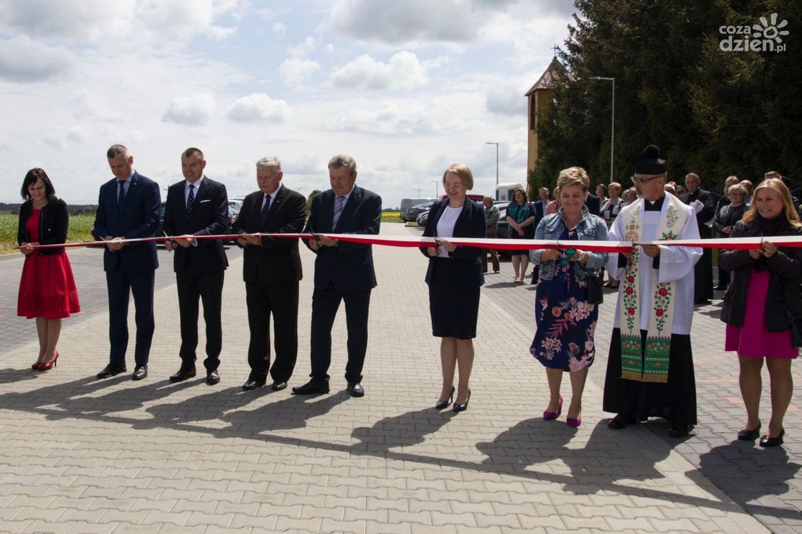 Inwestycje w Rzeczniowie. Powstała nowa droga oraz parkingi