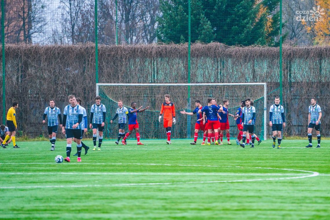 IV liga: bolesna porażka Oskara