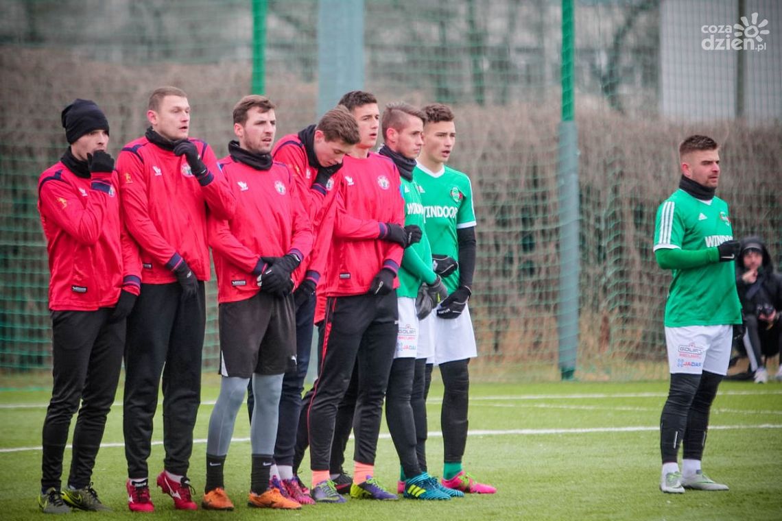 IV liga. Pilica Białobrzegi, odchudzony faworyt