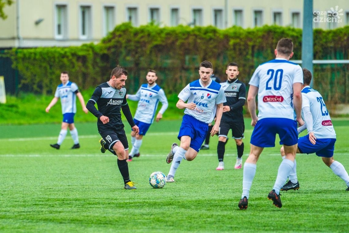 IV liga: Warka remisuje z Prochem, Oskar lepszy od Mazowsza