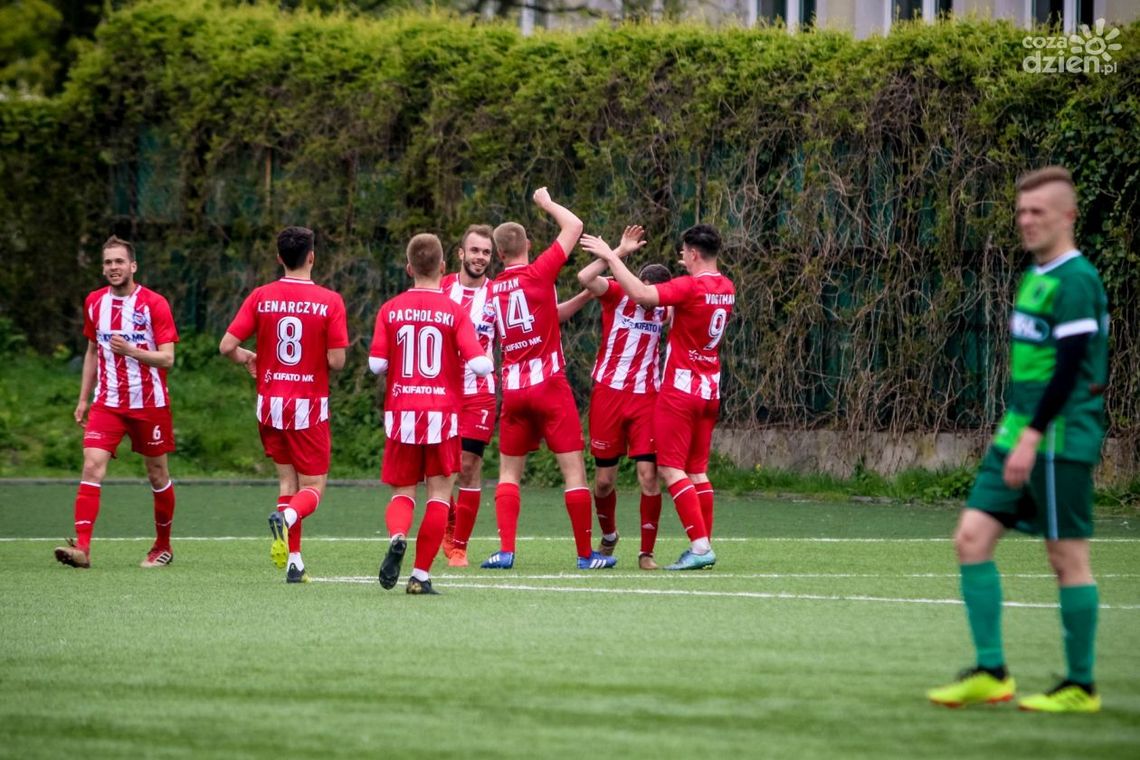 IV liga. Wysoka wygrana Warki, Proch lepszy od Mazovii