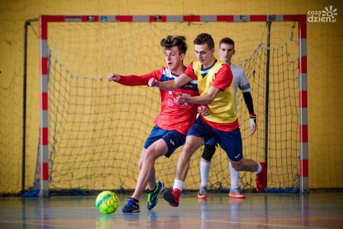 IV Międzynarodowy Turniej Halowej Piłki Nożnej