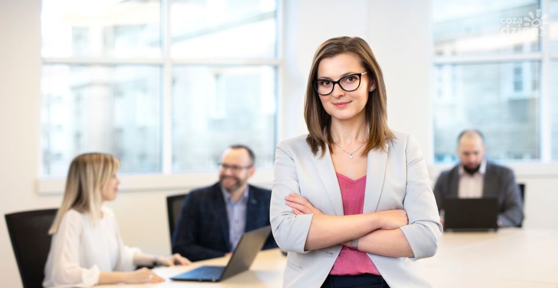 Jak bezpiecznie szukać pracy w sieci