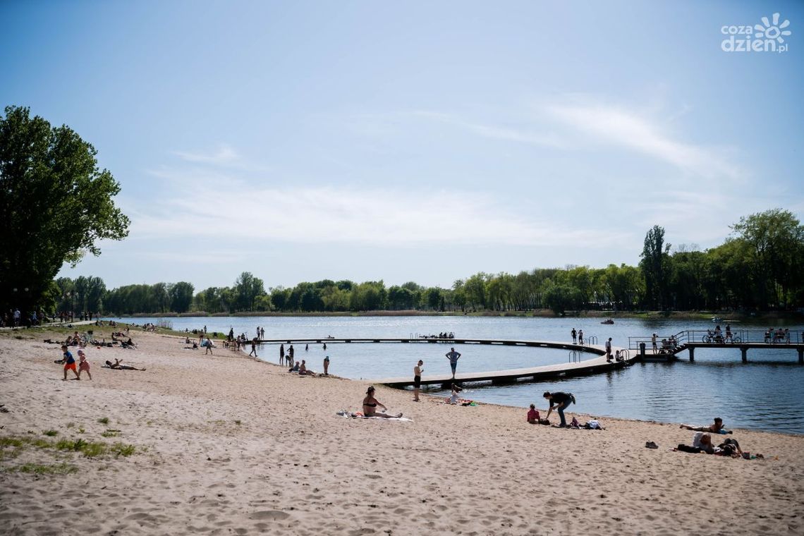 Jak bezpiecznie wypoczywać nad wodą?
