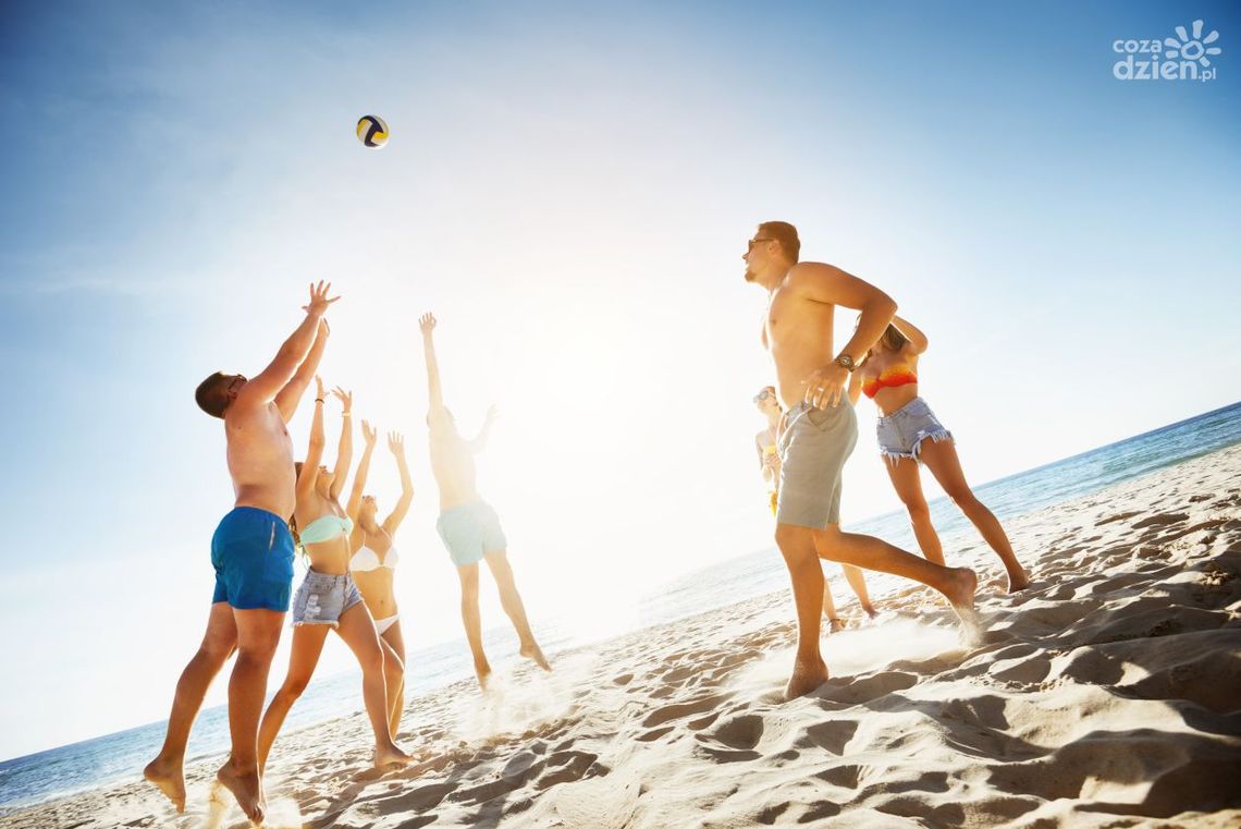 Jak dbać o oczy latem. Ekspert radzi czego nie robić!