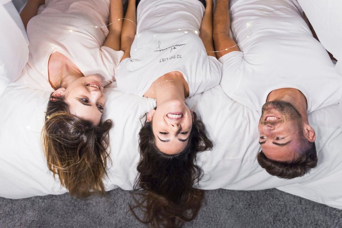 Jak dobrać prześcieradło – kompletny poradnik zakupowy Jak dobrać prześcieradło – kompletny poradnik zakupowy