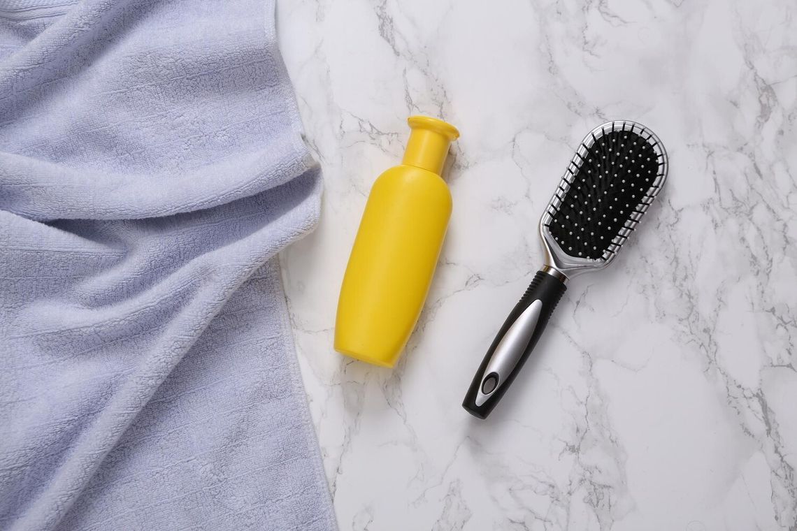 Jak działa odżywka ułatwiająca rozczesywanie sierści psa?