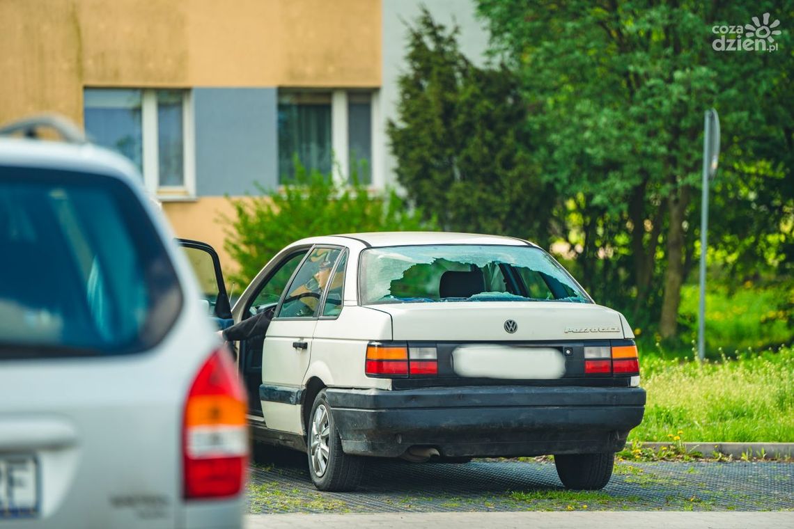 Jak legalnie pozbyć się wraku? 