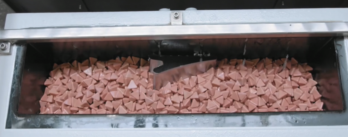 Jak nowocześnie opracowywać powierzchnię metalu?