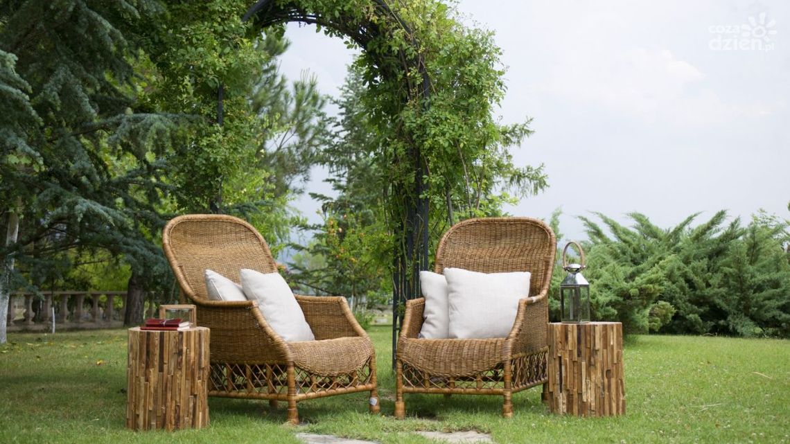 Jak sprawić, by Twój ogród lub balkon zmienił się w kino na świeżym powietrzu!