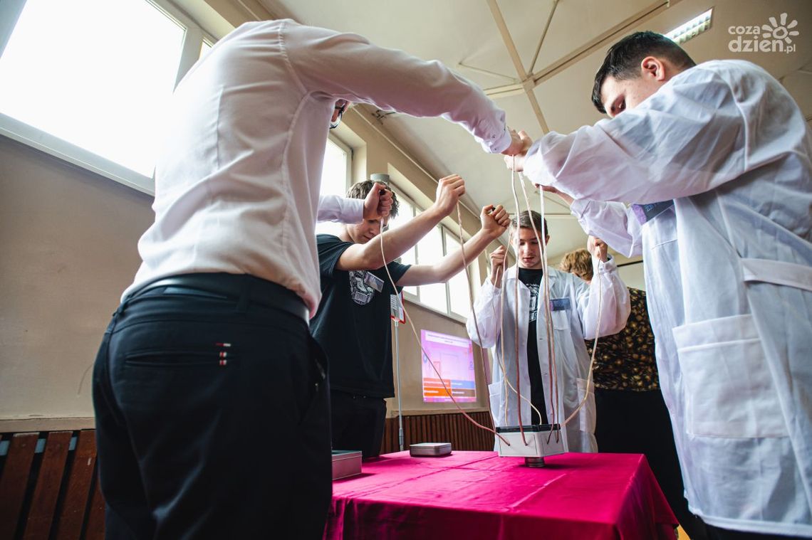 Jak tu być? Inauguracja wystawy „MÓZG”