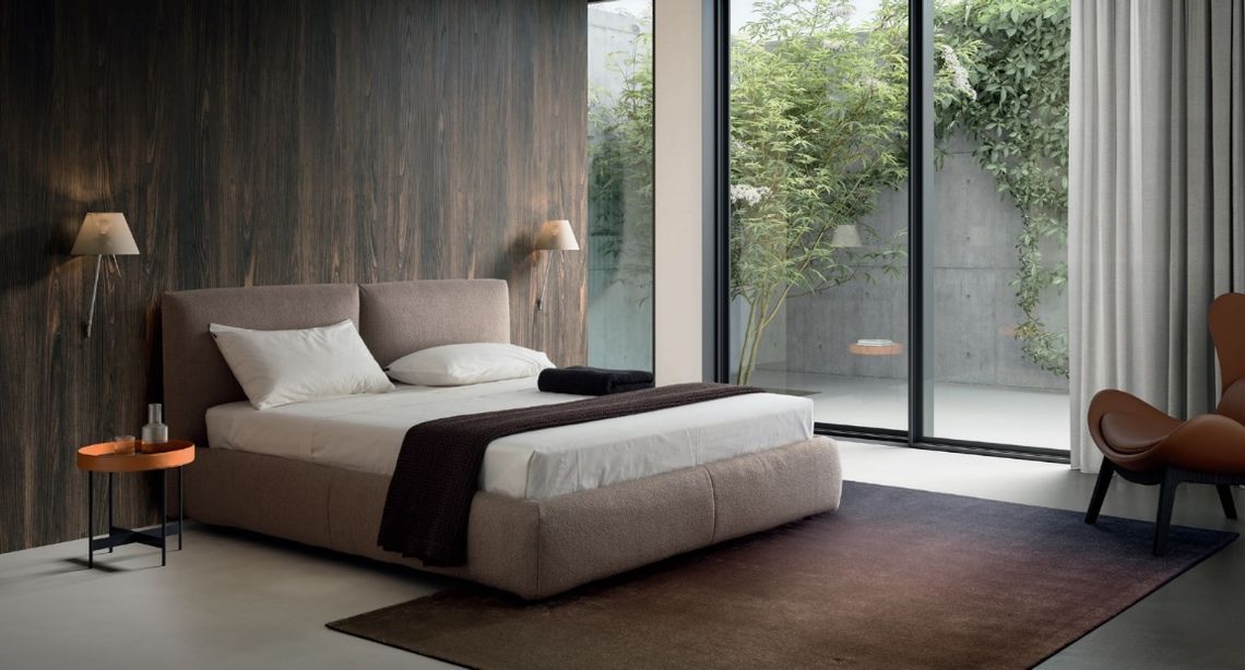 Jak urządzić sypialnię marzeń? Meble i oświetlenie do sypialni