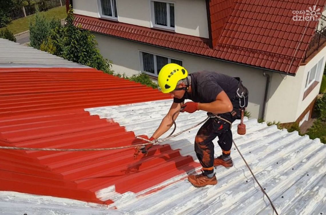 Jak wybrać dobrą farbę do blachy ocynkowanej? Jak wybrać dobrą farbę do blachy ocynkowanej?