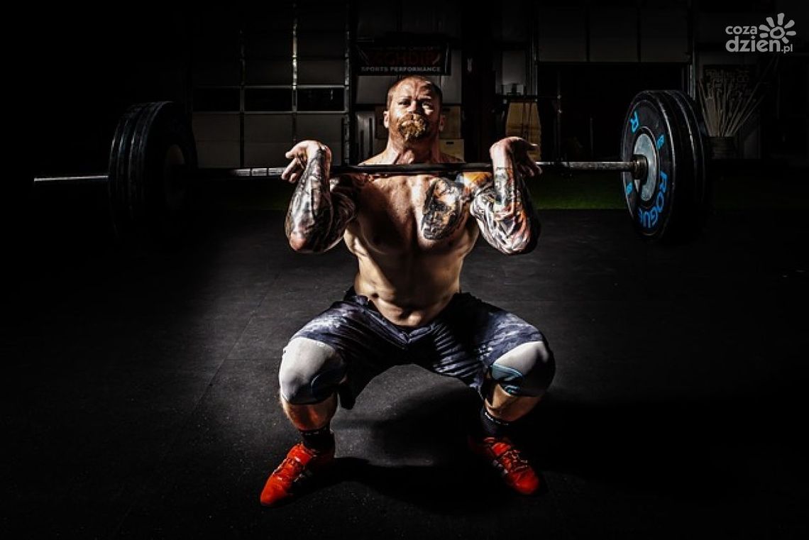 Jak wybrać odpowiednie suplementy diety dla sportowców? 