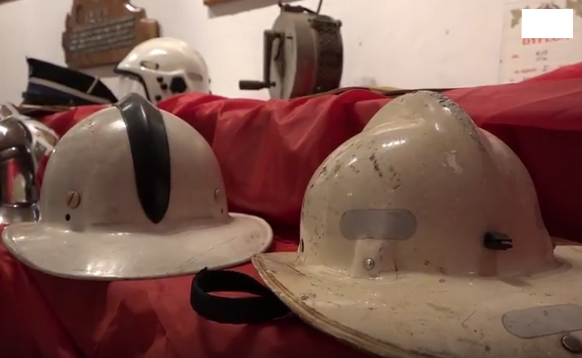 Jak wyglądało wyposażenie strażaków ponad 100 lat temu?