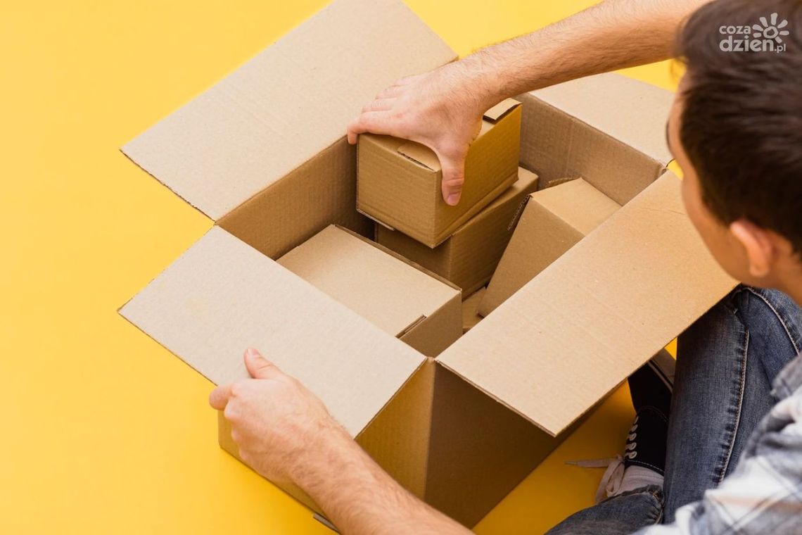 Jakie rodzaje kartonów do pakowania są dostępne na rynku?