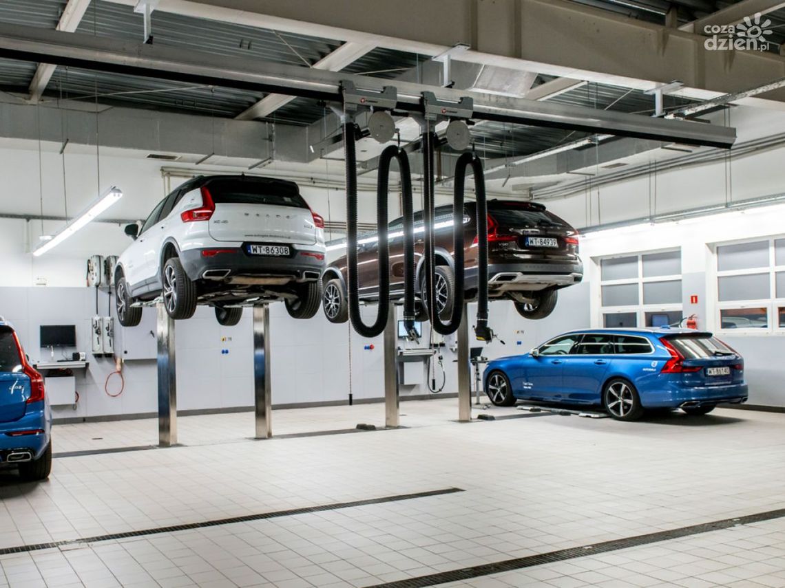 Jakie usługi oferuje serwis Volvo w Warszawie? Dlaczego warto zaufać pracującym tam fachowcom? Sprawdźmy!